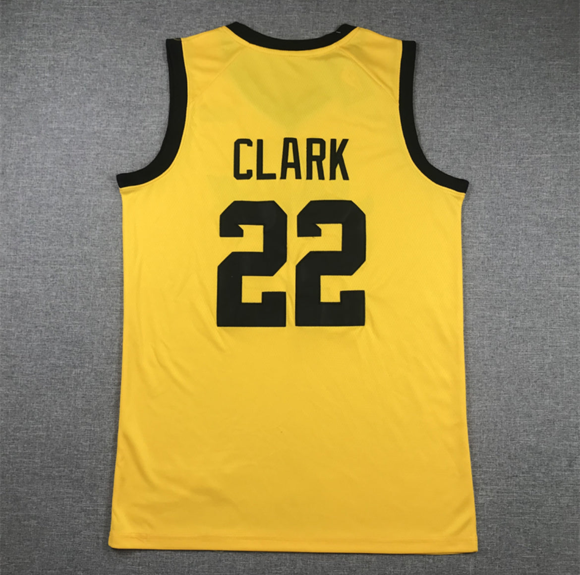 Jersey Iowa K.Clark #22 Amarilla NCAA Basketball (Nike Official)