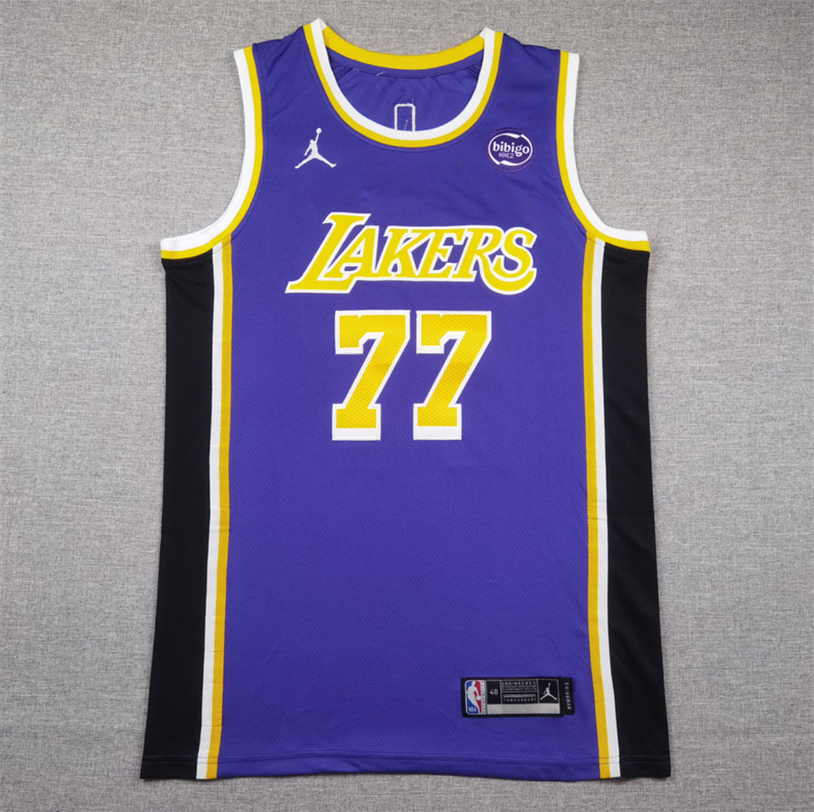 Lakers Luka Dončić #77 – Edición Especial (Home & Away)