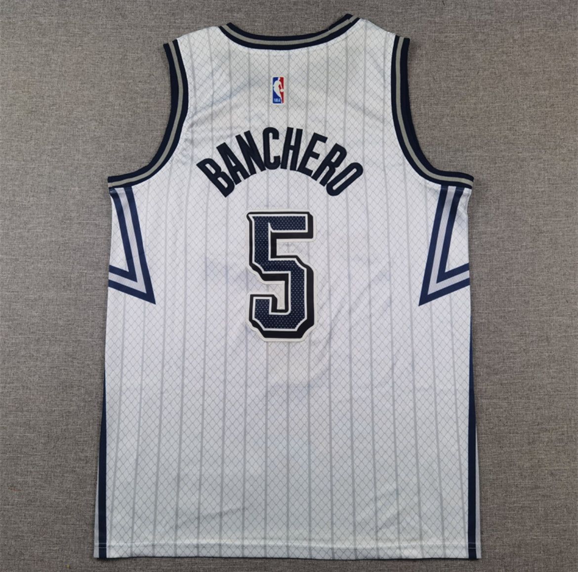 Jerseys Paolo Banchero #5 Orlando Magic City Edition (Negro y Blanco)