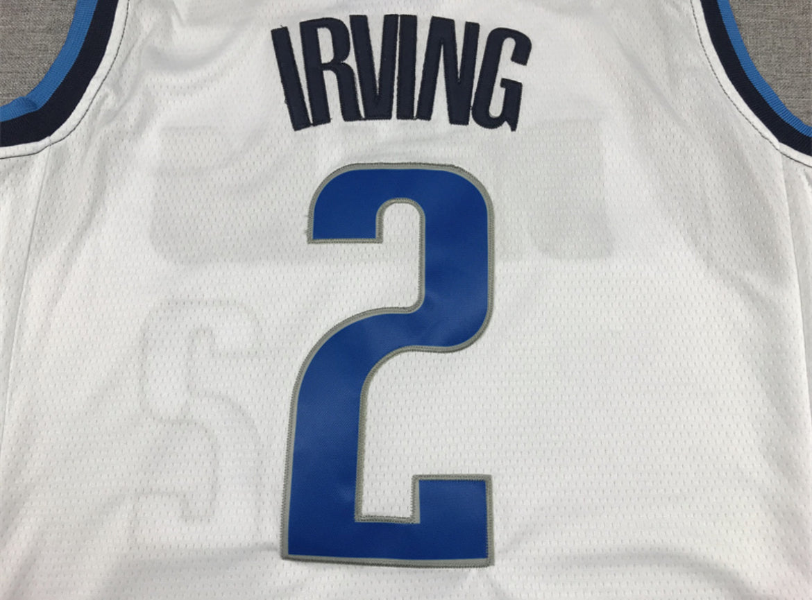 Jersey Kyrie Irving #11 Dallas Mavericks (Blanca y Azul)